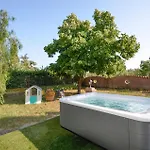 Stunning Home In Campiglia Marittima Feriehus *