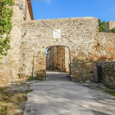 Stunning Home In Campiglia Marittima * Campiglia Marittima