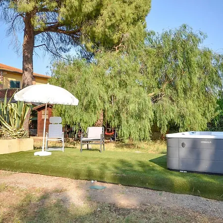 Feriehus Stunning Home In Campiglia Marittima *